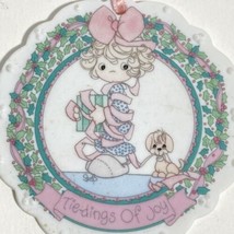 1992 Enesco Precious Moments Tie-Dings of Joy Samuel Butcher Porcelain Ornament - £8.77 GBP