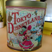 Tokyo Disney Resort Exclusive - Mickey &amp; Friends Traveling Tin Box (Choc... - €29,77 EUR
