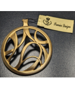 NEW Premier Designs Jewelry Pizzazz Pendant Matte Gold Tone - Magnetic C... - £8.62 GBP
