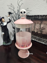 Cobwebs &amp; Cauldron Halloween Skull Glass Pink Candy Jar - £31.78 GBP