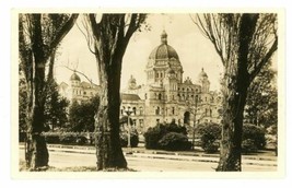 Postcard Of Parliament Building Victoria, BC Canada - £15.10 GBP