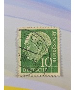 Germany Stamp Theodor Heuss 10pf Used 708 Circular Cancel - $0.99