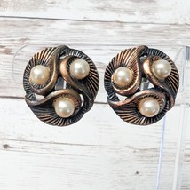 Vintage Clip On Earrings Copper Tone &amp; Three Faux Pearls - £12.78 GBP