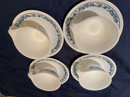 Corning Corelle Old Town Blue Onion Coffee Cups Hook Handle 8 pc Cup flowers - £25.57 GBP