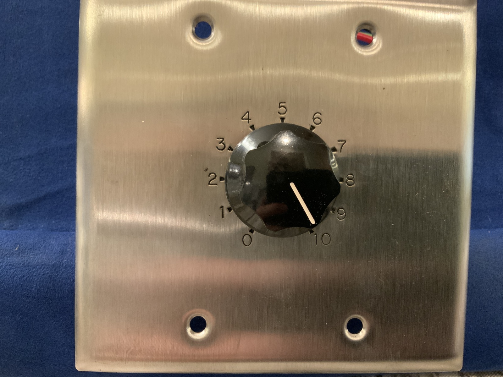 Lowell 200LVC-DSB, ATTENUATOR VOLUME CONTROL, Rotary Dial, 0-10 numbered - $15.59