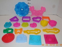 Lot of 51 accessories To use with Play-Doh Pretend Play Shapes Numbers - £19.23 GBP
