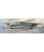 1968 Chevy Impala Front Grill Header Panel &amp; Mounting Brackets - €439,02 EUR