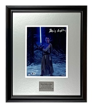 DAISY RIDLEY Autograph SIGNED 8” x 10” STAR WARS REY PHOTO FRAMED BECKET... - £355.53 GBP