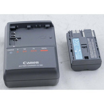 Canon CG-580 Charger and a Canon BP-511A battery - $562.03 MXN