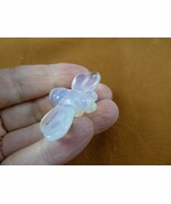 (Y-BEE-572) white Opalite albino Honey BEE BUMBLE figurine gemstone I lo... - $355.10 MXN