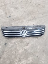 Grille Upper Without Vertical Grille Bars Fits 12-15 PASSAT 709727 - £171.92 GBP