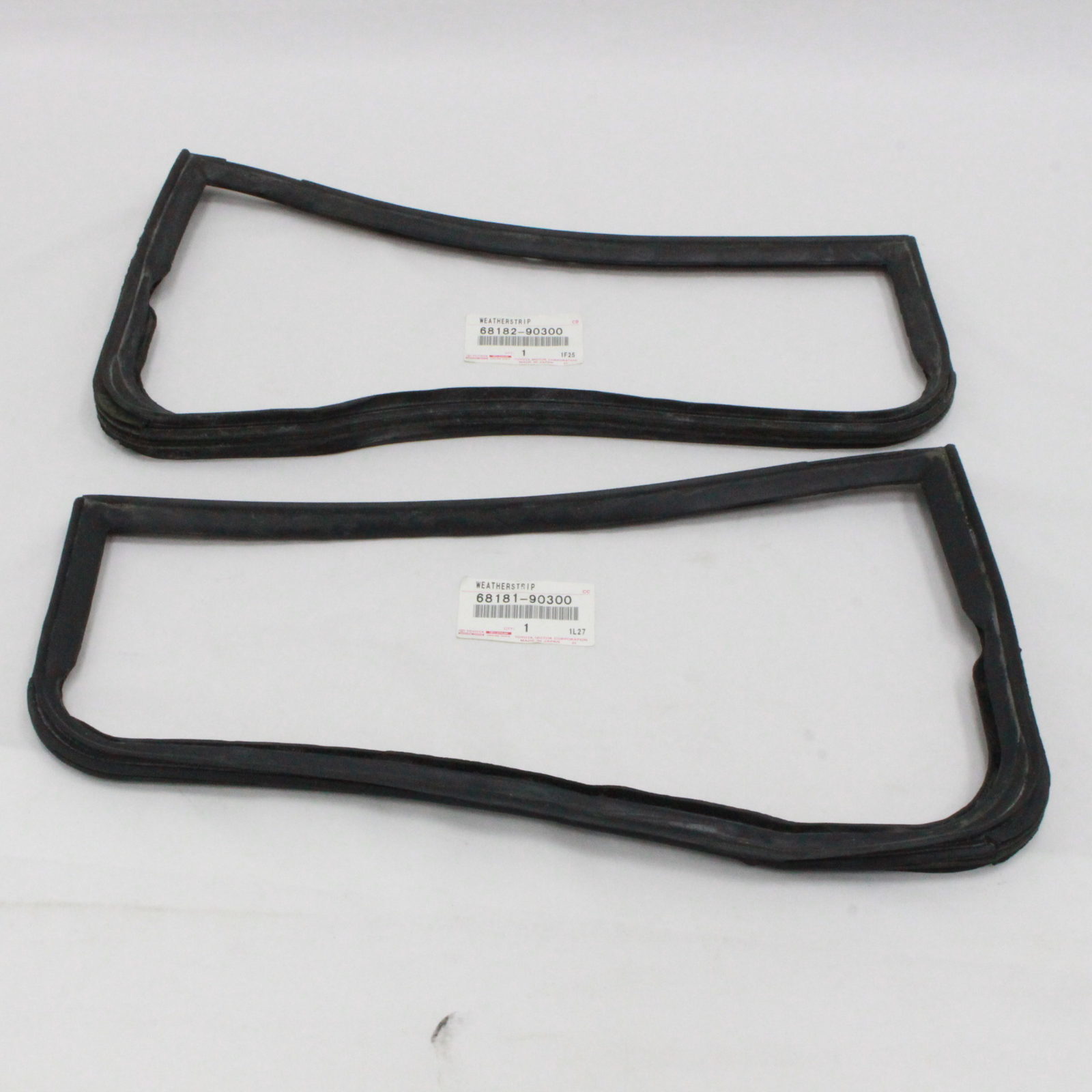 Toyota Land Cruiser FJ40 Front Door Vent Ventilator Window Weatherstrips - £131.03 GBP