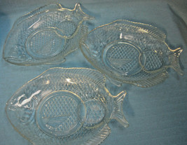  Fish Shaped Lunching Plates Tiki Beach Clear Glass Serving Dishes Lot of 3 - $35.98
