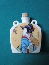 Ceramic Sake Bottle Made in Japan 4 X 3 GEISHAS Decor [*82] - £55.96 GBP