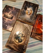 The Seven Realms Series Cinda Williams Chima Set 4  - $183.56 MXN