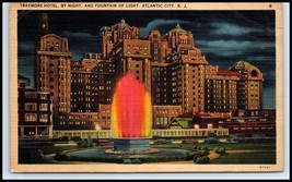NEW JERSEY Postcard - Atlantic City, Fountain of Light &amp; Traymore Hotel Night F6 - £2.32 GBP