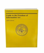 2009 Guide to the Freedom of Information Act Yellow Government Book - $543.23 MXN