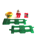 Lego Duplo Racing Action 2001 Yellow Trophy Top Driver Gauge Tracks Repl... - €9,68 EUR