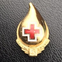 Blood Donor 5 Gallon Pin Vintage Gold Tone Enamel Red Cross Award Brooch Donate - £7.84 GBP