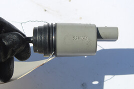 2007-2013 BMW 335i E92 WINDSHIELD WASHER FLUID PUMP K1481 image 5