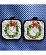 Holiday Time Christmas Kitchen 2 Pot Holders Holiday Christmas Wreath NWOT - $14.86 CAD