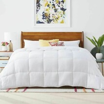 Full Size Cozy All Seasons Plush White Polyester Down Alternative Comforter - $3,417.43 MXN