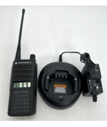 Motorola MOTOTRBO XiR C2660 Two-Way UHF 403–470 MHz Radio AZH87YDF9JA2AN - €256,18 EUR
