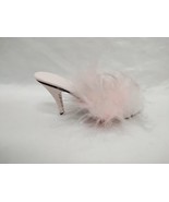 1999 Raine Just The Right Shoe Va-Va voom Figurine - $10.89