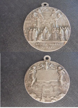 MEDAL in SILVER 800 for the Jubilee in 1925 of the Missionary Catechesis... - $35.00