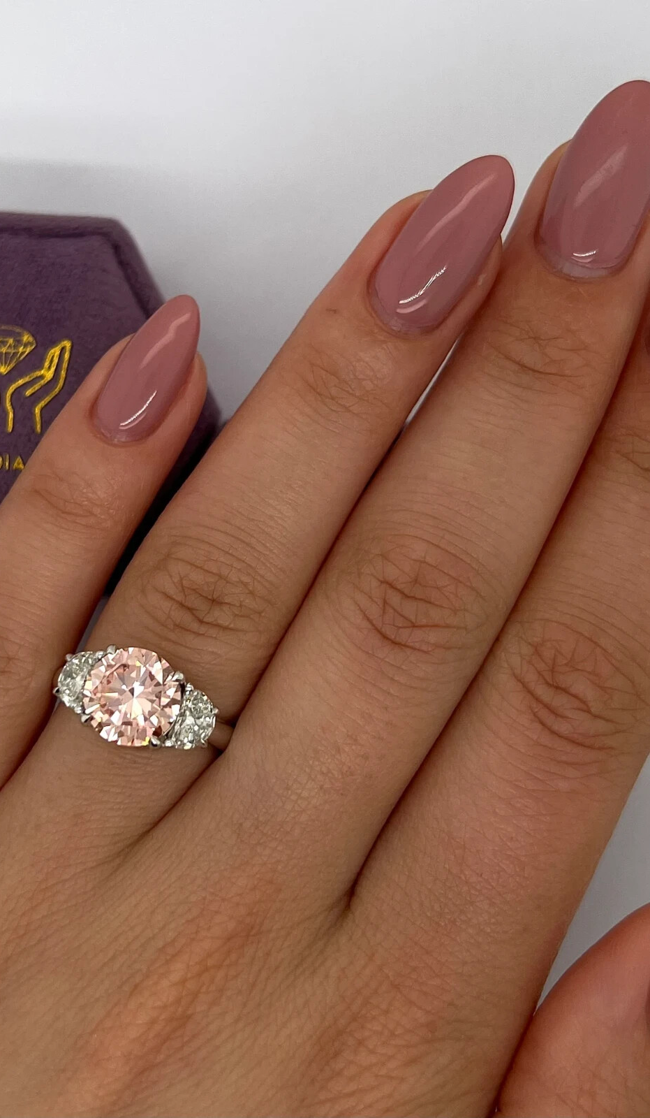 2.50 Ct IGI Certified Fancy Vivid Pink Color VS1 Round Ideal Cut Lab Grown Ring Item image 2