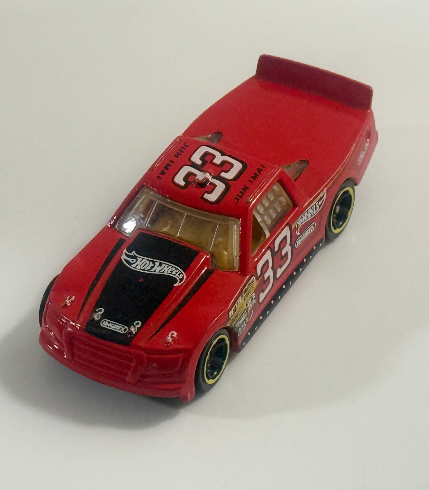HOT WHEELS 2010 RED CIRCLE TRUCKER RACING TRUCK  1:64 SCALE DIECAST - $3.46
