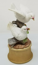 Doves Musical Figurine Shafford Porcelain White Pink Love Vintage - $15.15