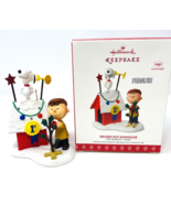 WORKING Hallmark Keepsake Peanuts Magic Decked Out Doghouse Ornament - £22.80 GBP