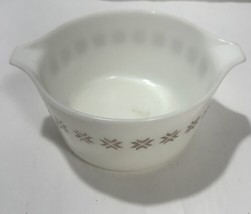 Vintage Pyrex White Town &amp; Country Star Brown Snowflake 1 qt Casserole Dish #473 - £11.29 GBP