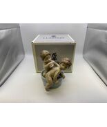 Lladro Bath Time #6411 Figurine in Box - $2,969.66 MXN