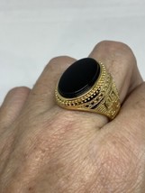 Vintage Schwarzer Onyx Herren Ring Edelstahl Goldener Stahl Größe - £28.63 GBP