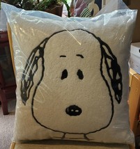 NWT Snoopy Peanuts SHERPA embroidered throw pillow 18 x 18&quot; Nourison Home - £39.30 GBP