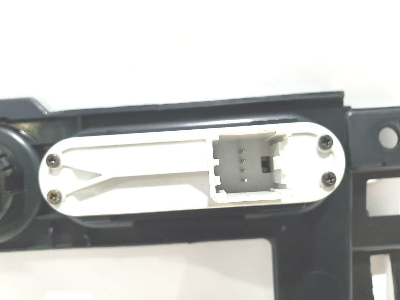 2008 Ford Mustang GT OEM Radio Bezel Trim Item image 7