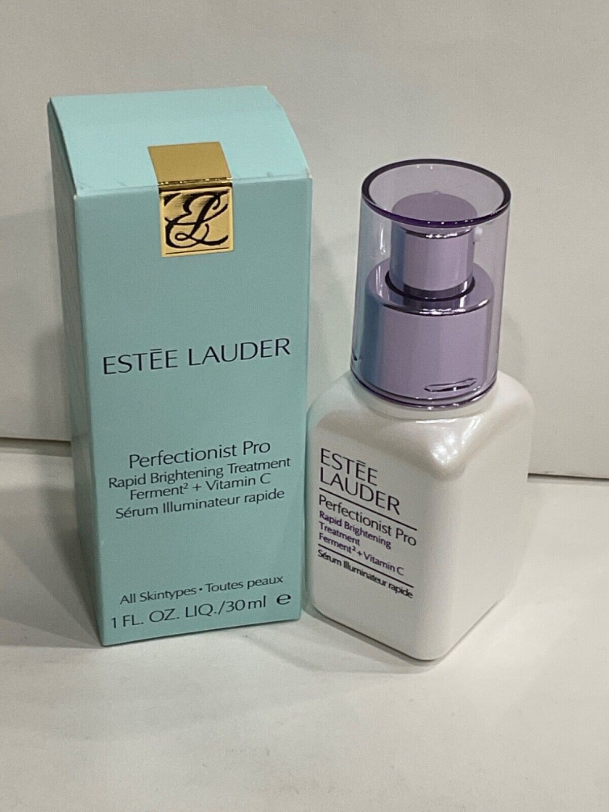 Primary image for Estee Lauder Perfectionist Pro Rapid Brightening Treatment with Fer2 VitC 1 oz