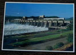 Vintage Color Photograph Postcard, Bonneville Lock and Dam, Spillway - USED - £3.09 GBP