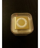 Apple iPod Shuffle 4th Generation Gold, 2GB, MKM92LL/A (Worldwide Shipping) - $2,727.83 MXN