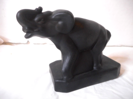 1984 Boyds Black Satiny Glass Trunk Up ZACK Elephant Figurine Base Hollow 3 1/2&quot; - £31.64 GBP