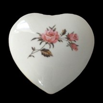 Roses Ceramic Heart Trinket Dish Vintage 80s Jewelry Box Lid Floral Leart Shabby - £15.44 GBP