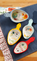 NEW Pioneer Woman 4PC Nesting Measuring Cup Scoop Set Scalloped Stonewear Floral - £15.23 GBP