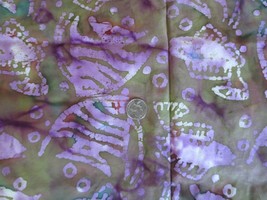 3193. Fish Batik Home Decor, Craft, Quilting Cotton Fabric - 43&quot; X 2 3/4 Yds. - £15.96 GBP