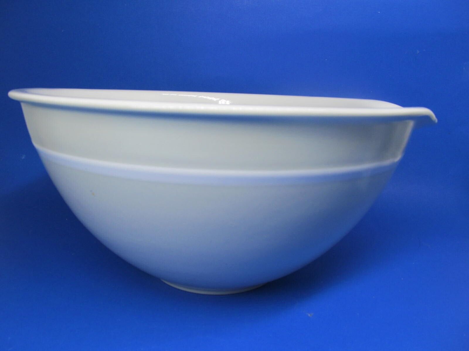 Emeril Professional Wedgwood Adobe Clay 10" And 8 5/8" Nesting Mixing Bowls VGC - $79.00
