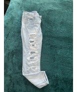 Rue 21 Womans Jeans Light Wash Distressed  Denim Mid Rise Jegging Size 12 - $279.40 MXN