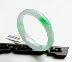 Free Shipping - Elegant  Natural Apple Green Grade AAA jadeite jade charm / Roun - £134.54 GBP