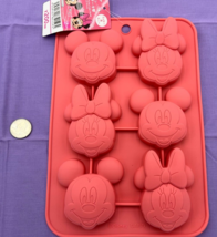 Disney Mickey &amp; Minnie Petite Cake Molds - Bake with Iconic Charm! - £23.74 GBP