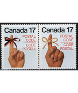 ZAYIX Canada 816a MNH Pair Hands Postal Service 121722S65 - $1.50